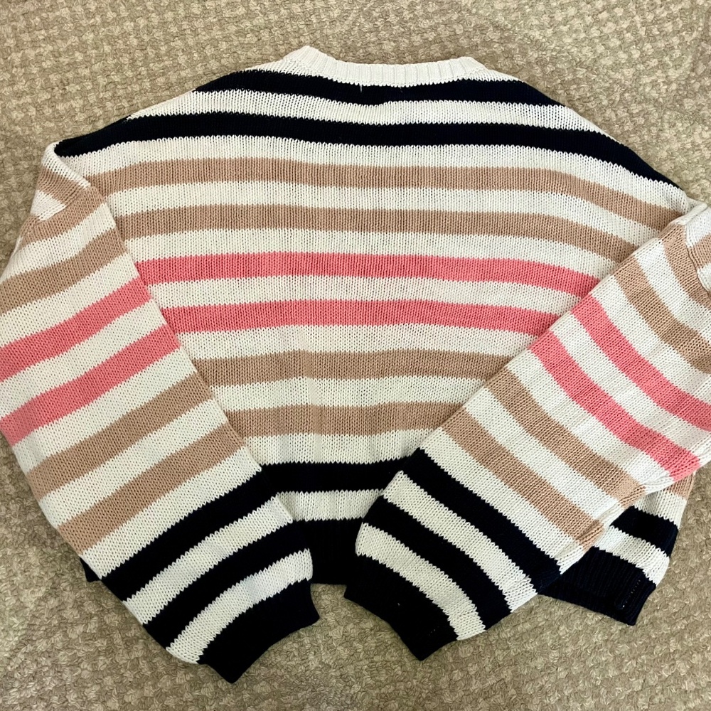 Sweater - Picture 3 of 3